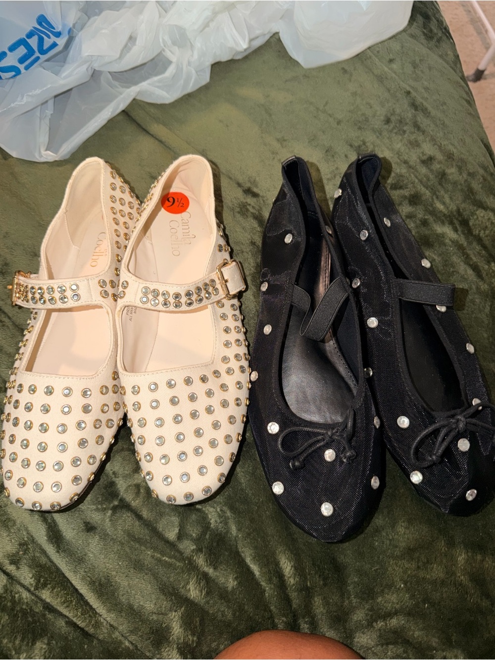 Coutgo Flats Cream and Black Duo